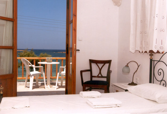 Roussos Beach Hotel Naousa  Room photo
