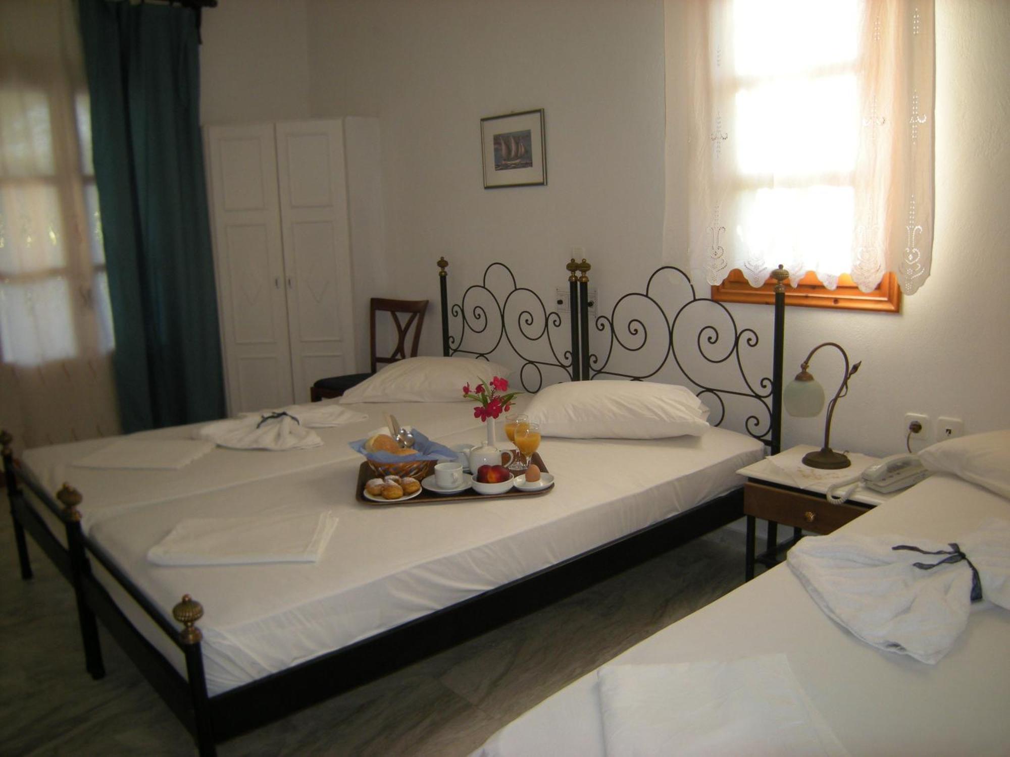 Roussos Beach Hotel Naousa  Room photo