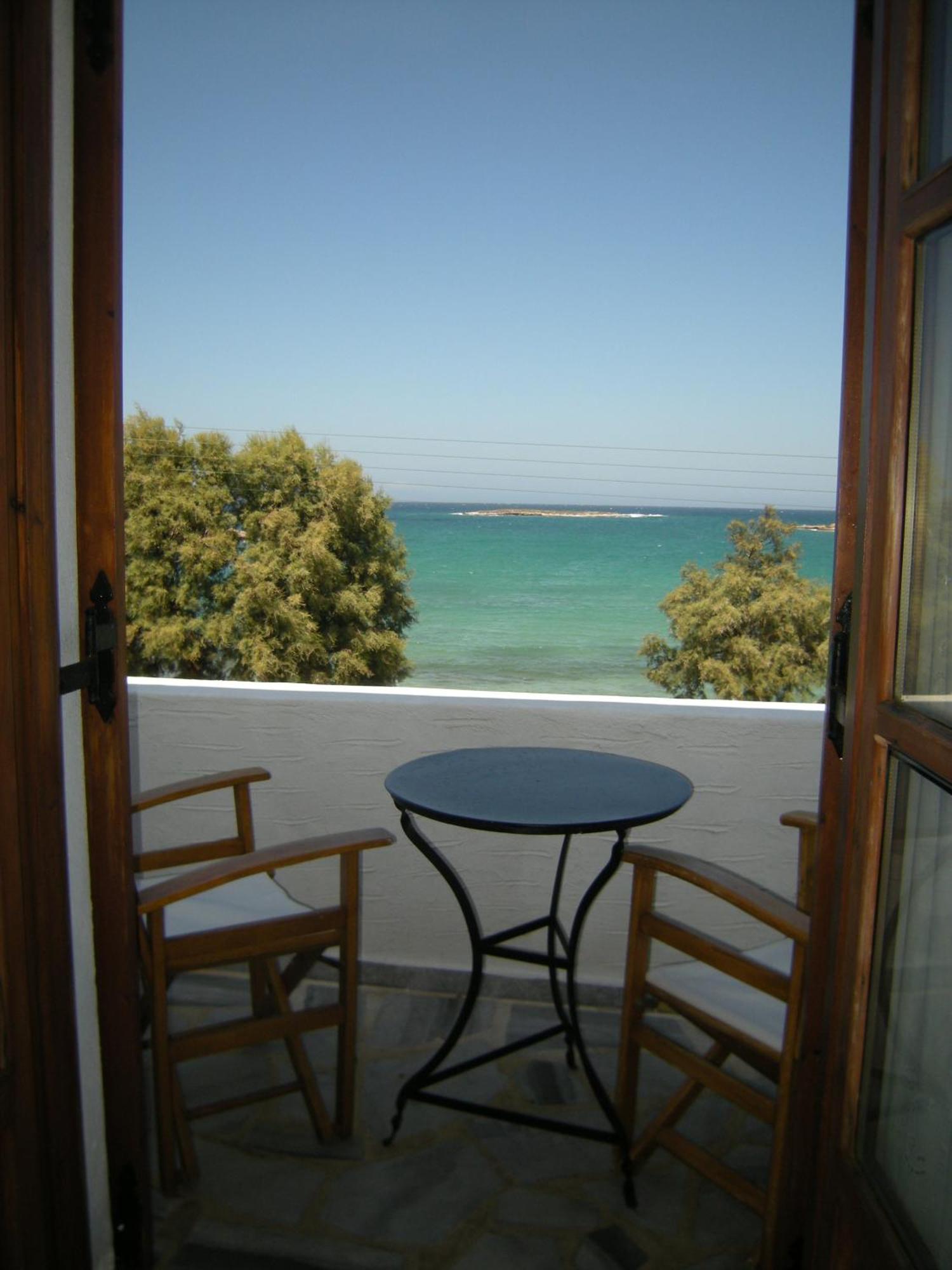 Roussos Beach Hotel Naousa  Exterior photo